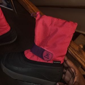 Kamik waterproof girl boots